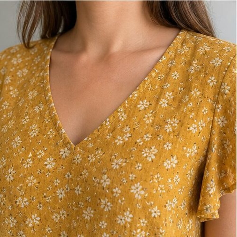 Mauve Button Blouse - Picture 4 of 6
